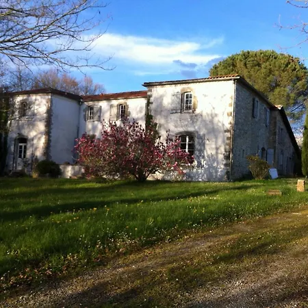 La Caverie De Peyroux A Bed & Breakfast