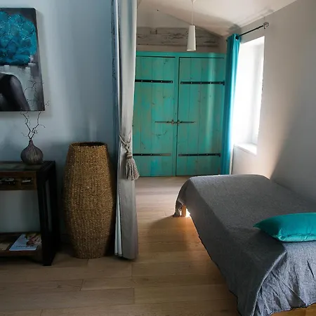 La Caverie De Peyroux A Bed & Breakfast