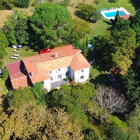La Caverie De Peyroux A Bed & Breakfast