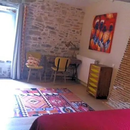 Bed & Breakfast La Caverie De Peyroux A