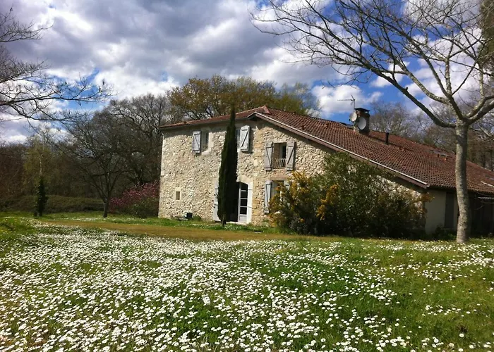 La Caverie De Peyroux A