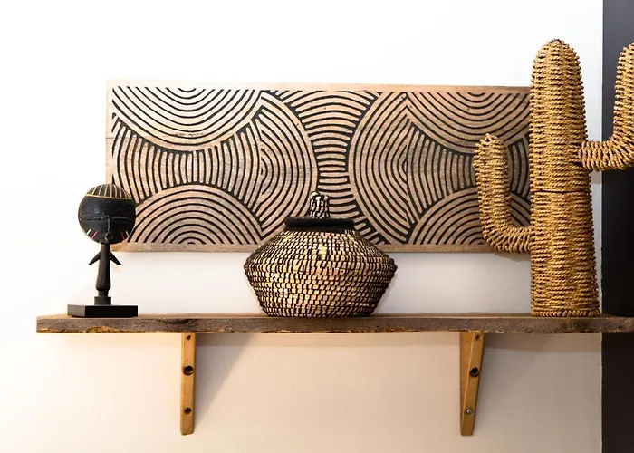 La Caverie De Peyroux A